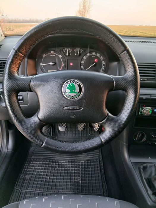 Щкода Октавія тур 1.9тді 2007р