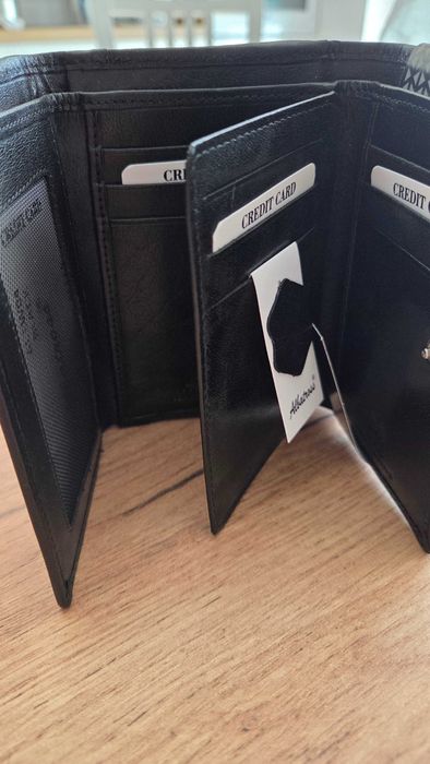 Nowy damski portfel Albatross