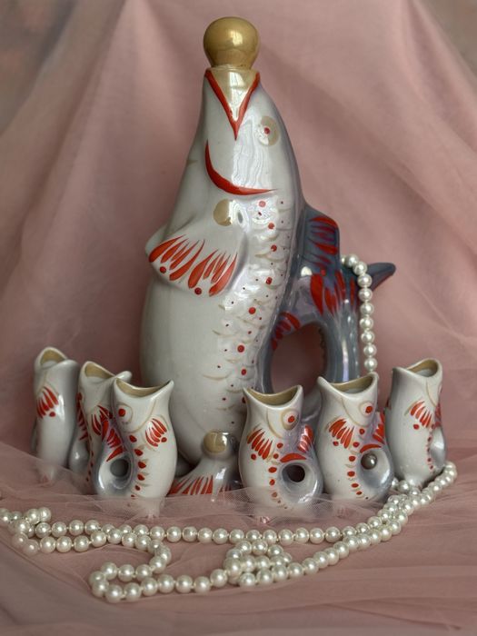 Сервіз порцеляновий «Сімейство коропів» для алкогольних  напоїв