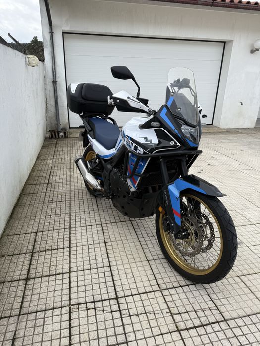 Honda Transalp 750