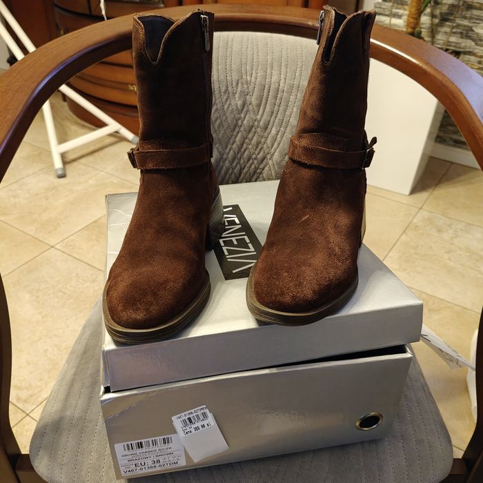 Buty damskie zamszowe brązowe