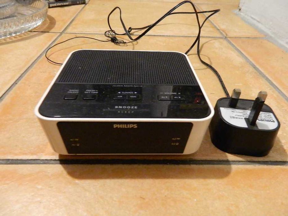 philips aj 3115 radio z budzikiem zegar stan dobry angielska wtyczka