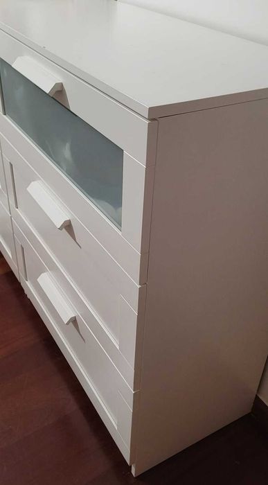 Cómoda IKEA 3 gavetas