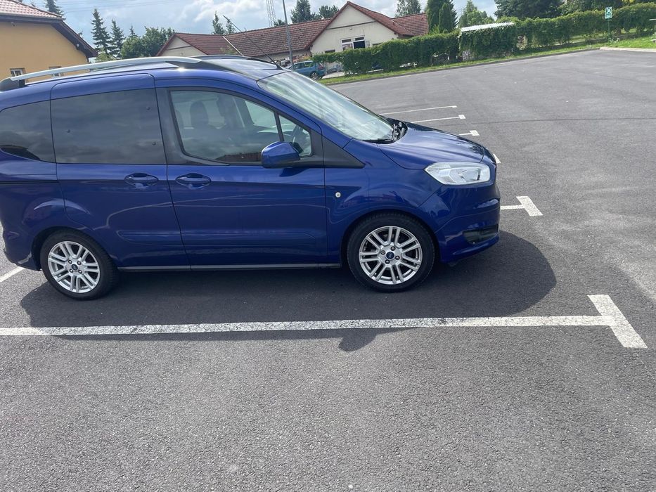 FORD TOURNEO COURIER 1.0 Benzyna rok 2017 pierwsza rejestracja 2018