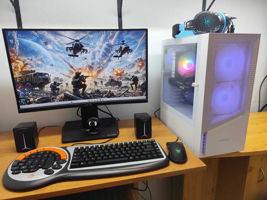 Gamingowy komputer czarny/biały. M.2 NVMe, dysk 2TB RX580 8GB, 64GB RAM, 10 rdzeni+akcesoria