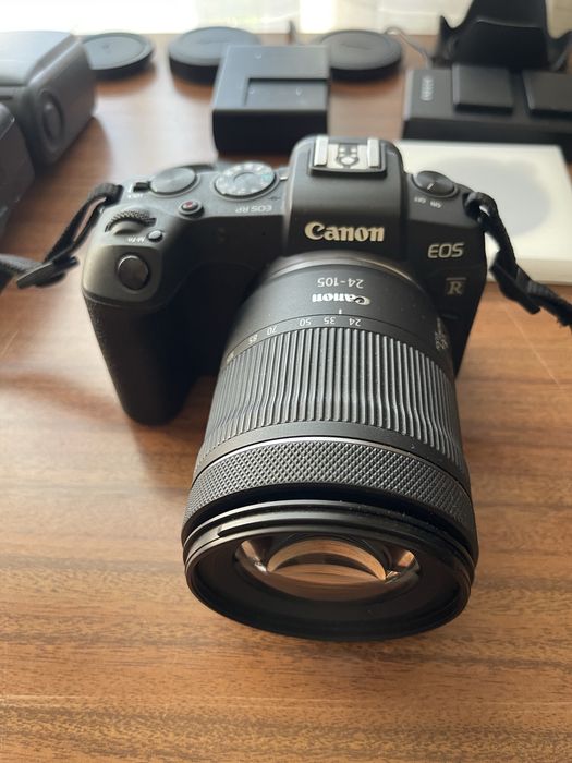 Mirrorless Canon RP + lente RF 24-105mm F4-7.1