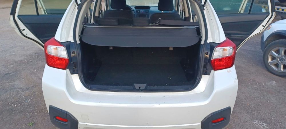 Subaru XV BIALA PERLA 2.0diesel 6biegow klima ele alu wsp centr rm+CD SERWIS