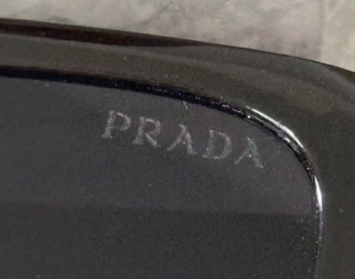 Okulary przeciwsłoneczne prada