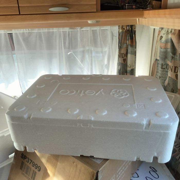 Pojemnik styropianowy termiczny