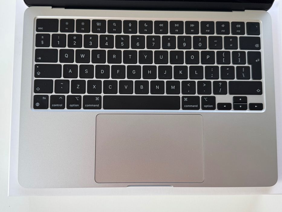 MacBook Air 13” (Apple M3)