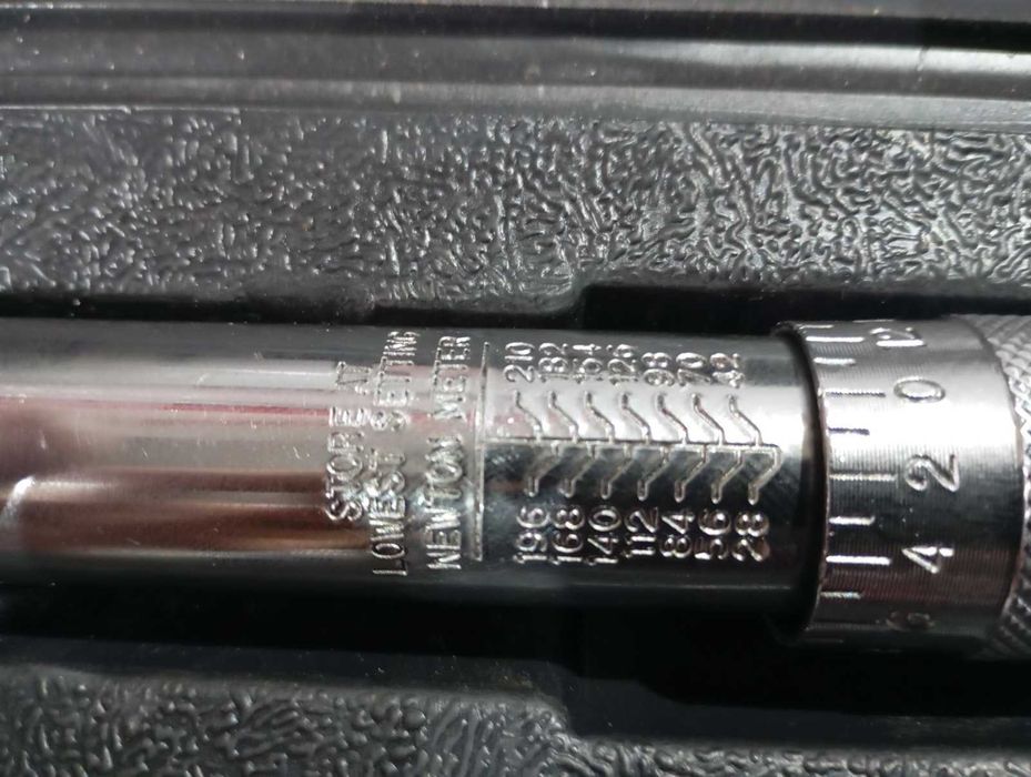 Динамометричний ключ 1/2 mtx
