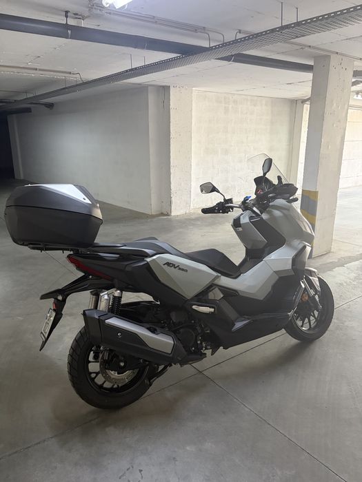 Honda ADV 350 Cinza