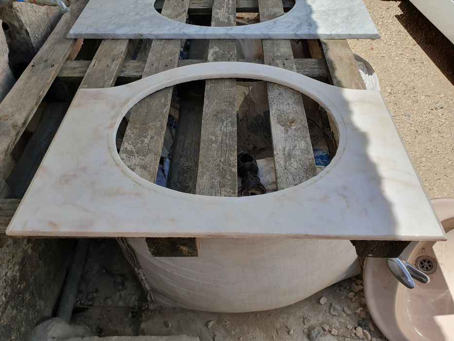 Lavatório Roca C/Torneira e Pedra