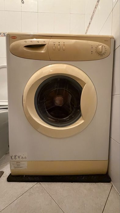 Maquina lavar roupa