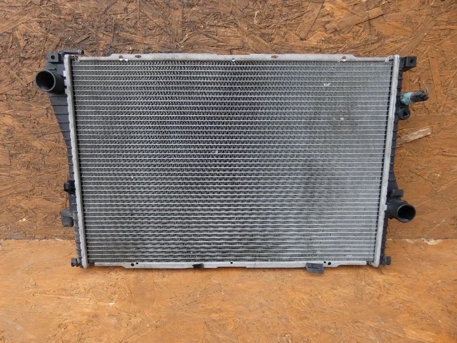 bmw e38 przed lift 740i 750i 735i chłodnica wody 1436063