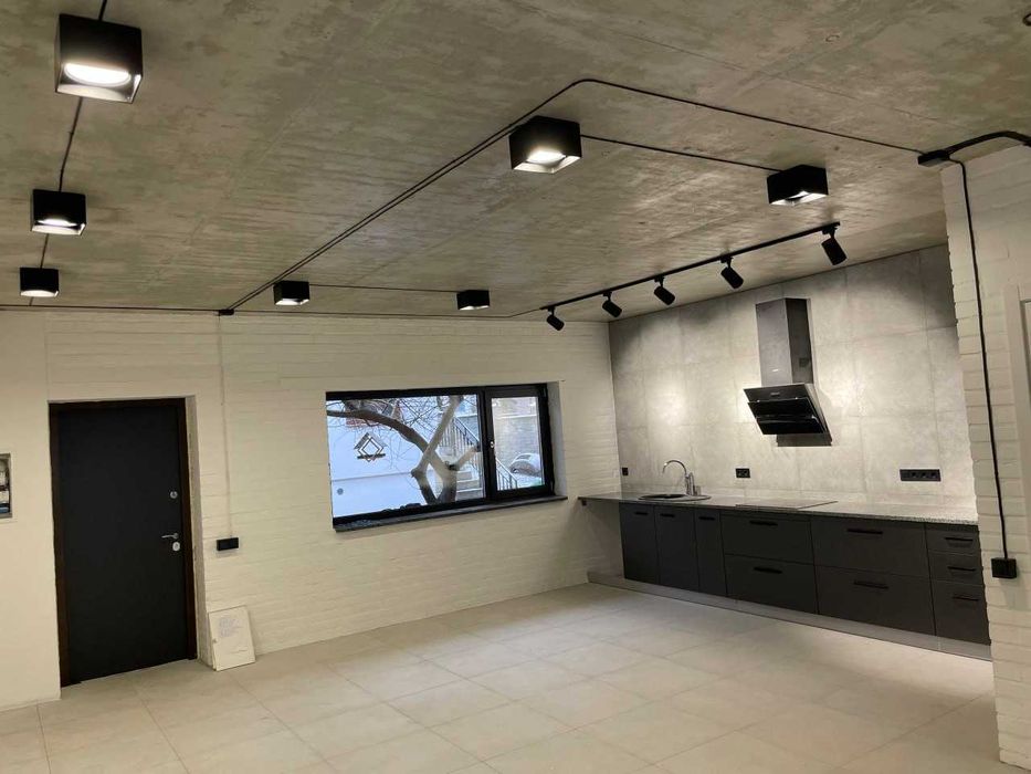 Оренда таун-хаусу в цетрі міста, поруч парк Шевченка, НУВГп