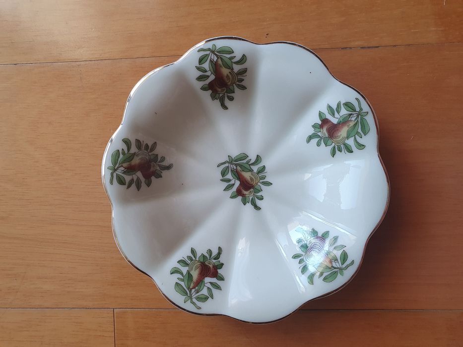 Plate with Pear Motif