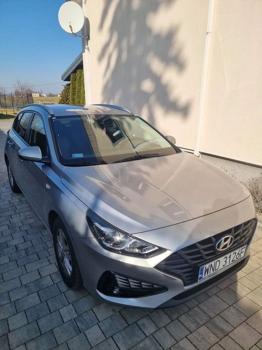 Hyundai I30 Odstąpie leasing. Hyunda I30 Cassic+ 110 km  / Benzyna + gaz/ salon PL