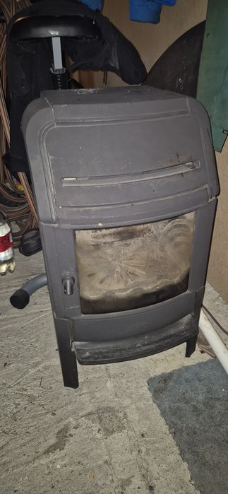 Kominek norweski Dovre F220 z płytą pod niego
