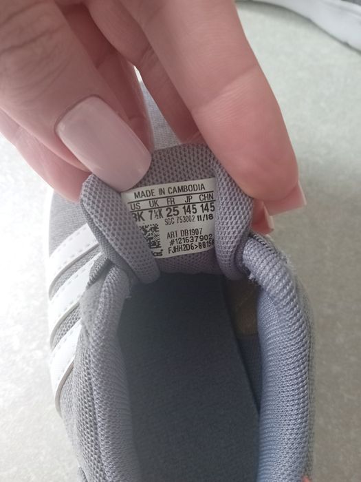 Buciki Adidas 25