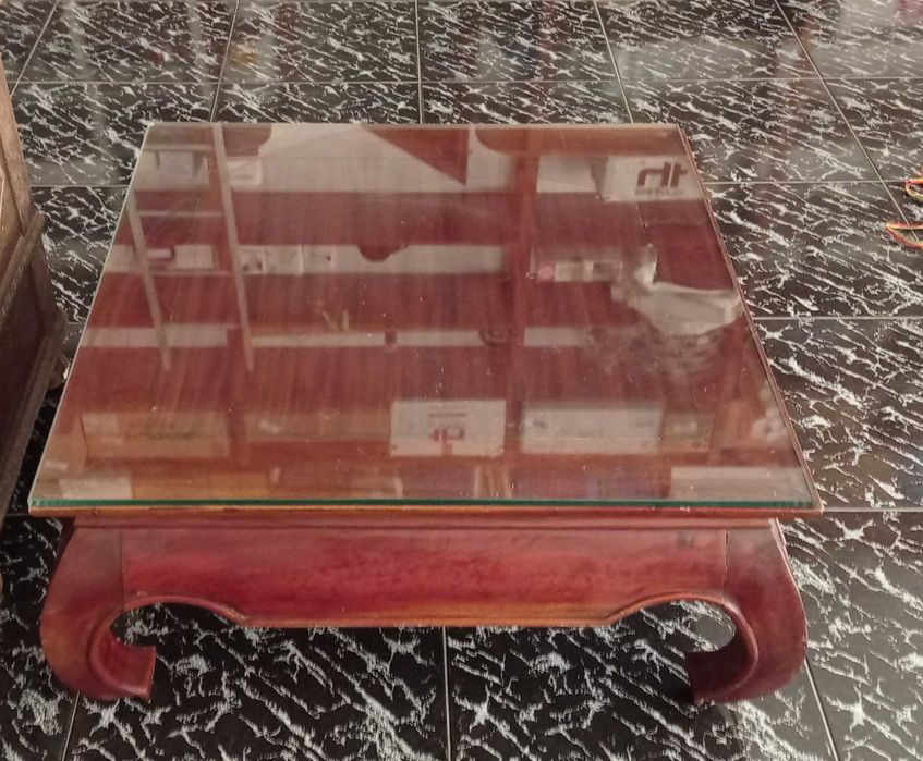 Mesa de salão madeira exótica