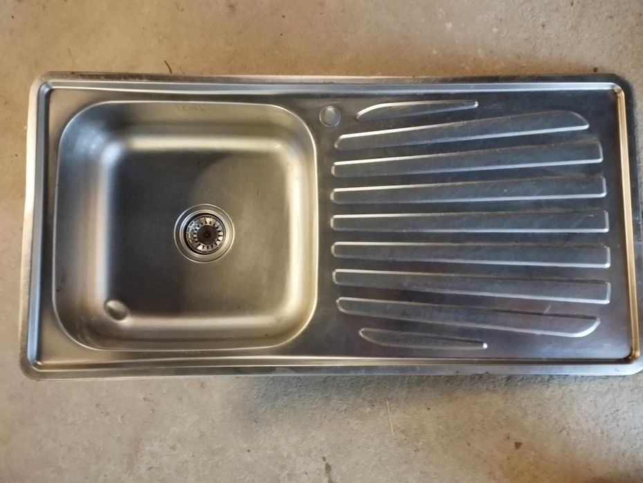 Zlewozmywak blaszany z ociekaczem