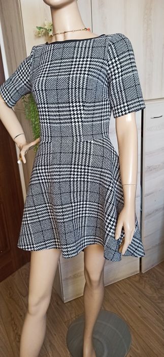 Sg Sukienka damska 36 , S w pepito czarno-biała sukienka 36 , S rozklo