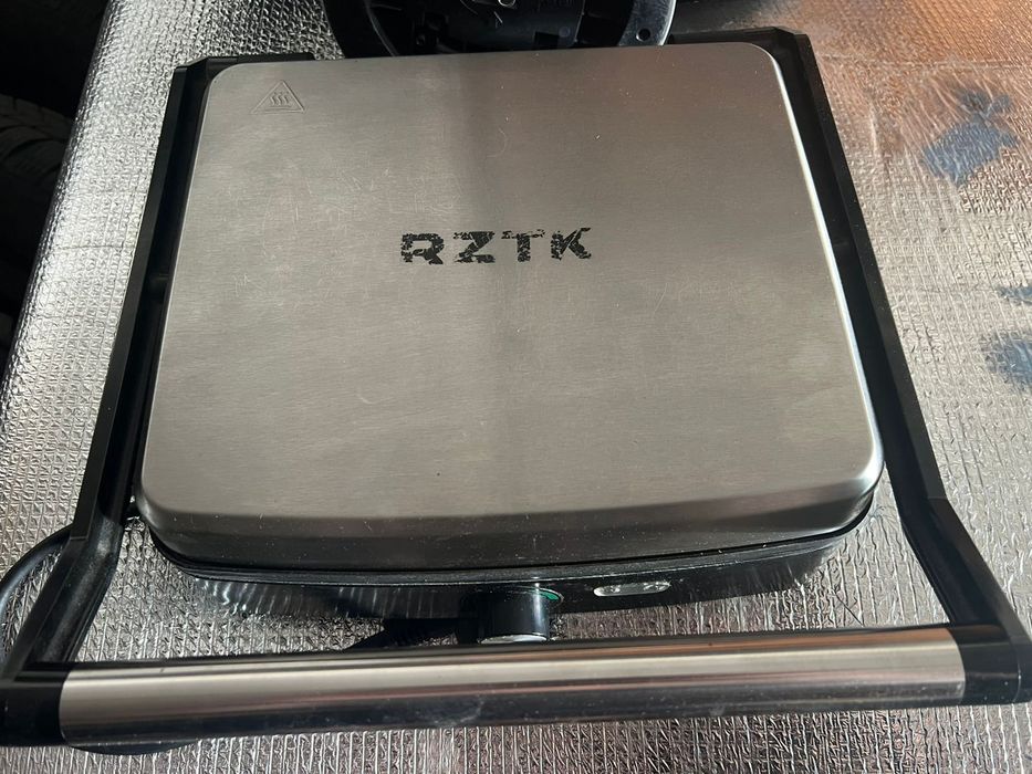 Гриль-прес RZTK.