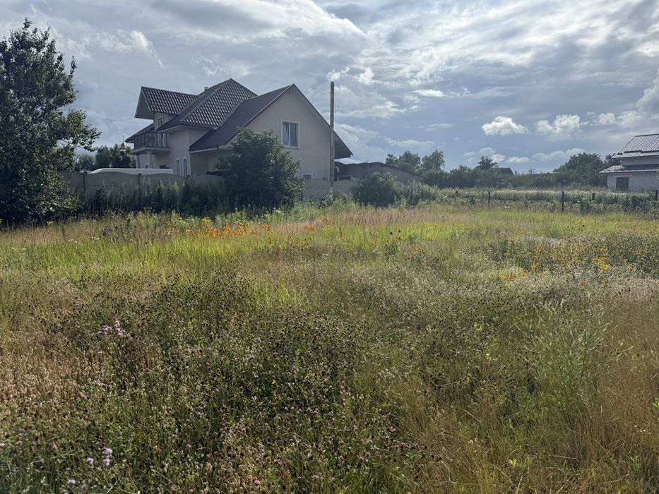 Продаж фасадної ділянки. с.Путрівка