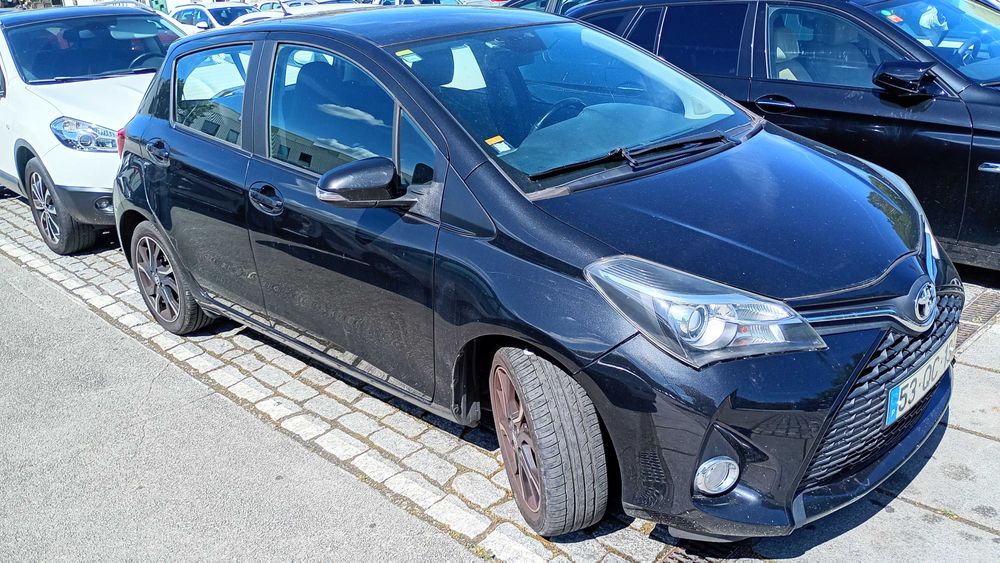 Carro Toyota Yaris