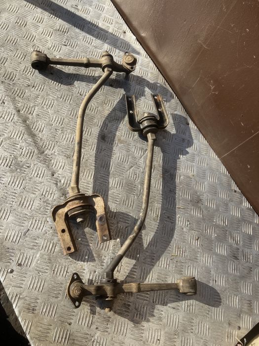 Передний рычаг Ваз 2190 гранта лада