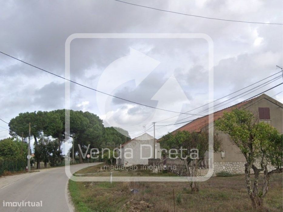 Moradia T3 Isolada | Garagem 720 m² de Terreno | Foros da Afeiteira...