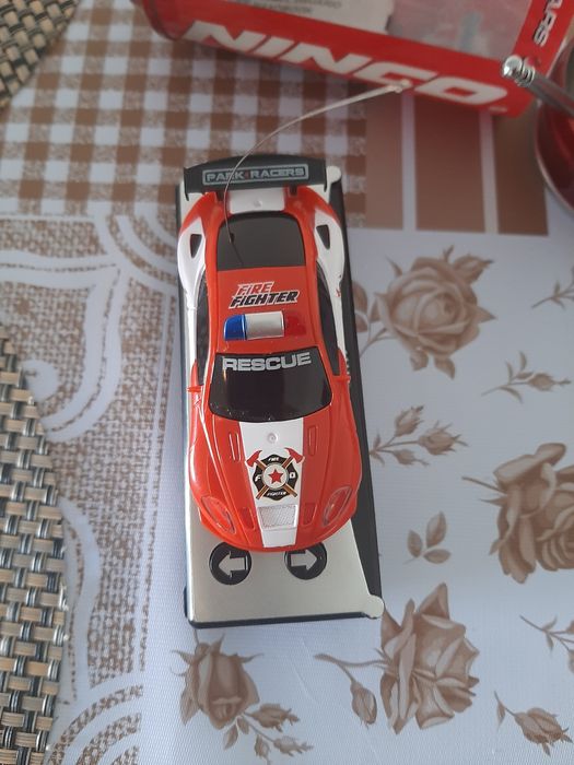 Carrinho de brinquedo