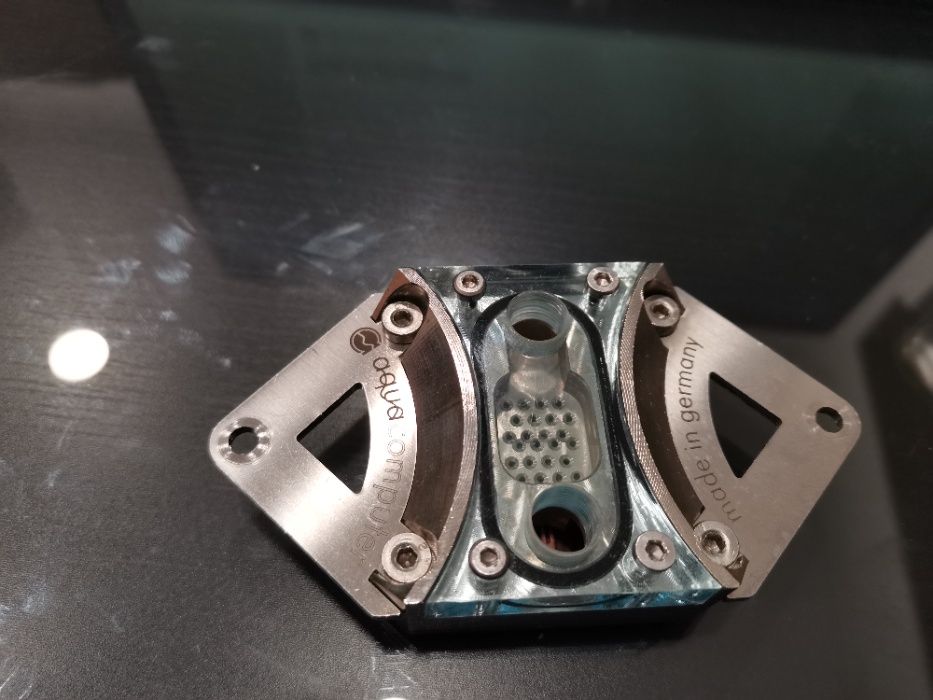 Watercooling - Bloco Cuplex XT a64 da Aquacomputer430451311888322561