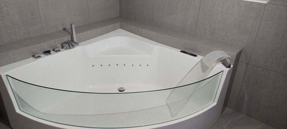 Wanna narozna z hydromasazem