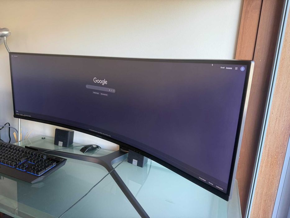 Samsung QLED 49" Curvo