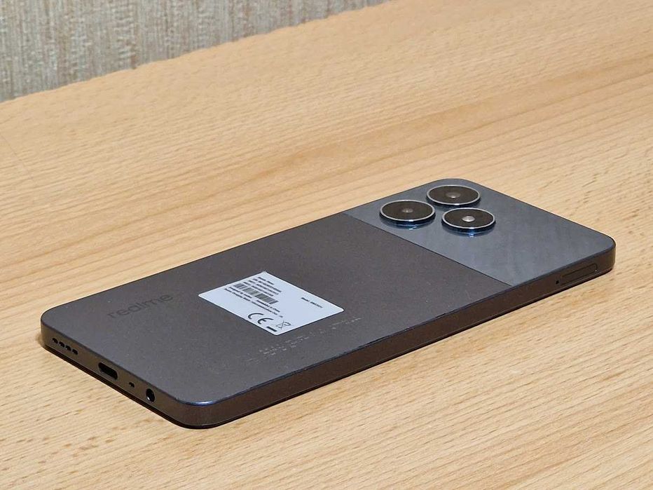 Сучасний смартфон Realme Note 50 3/64GB Duos Midnight Black Екран 90Гц 5000 мА·год Оригінальний. В ідеальному стані - як новий.