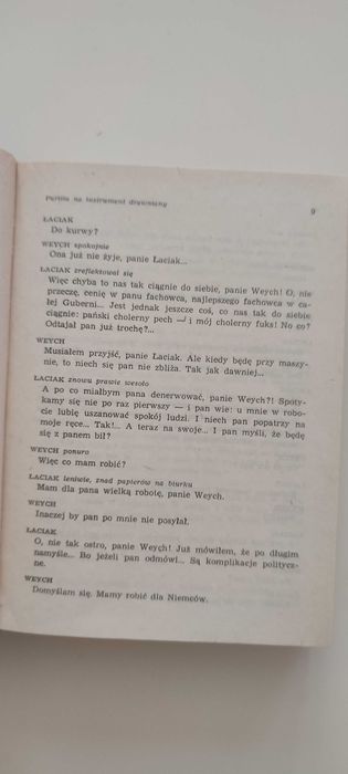 Dialogi - Stanisław Grochowiak