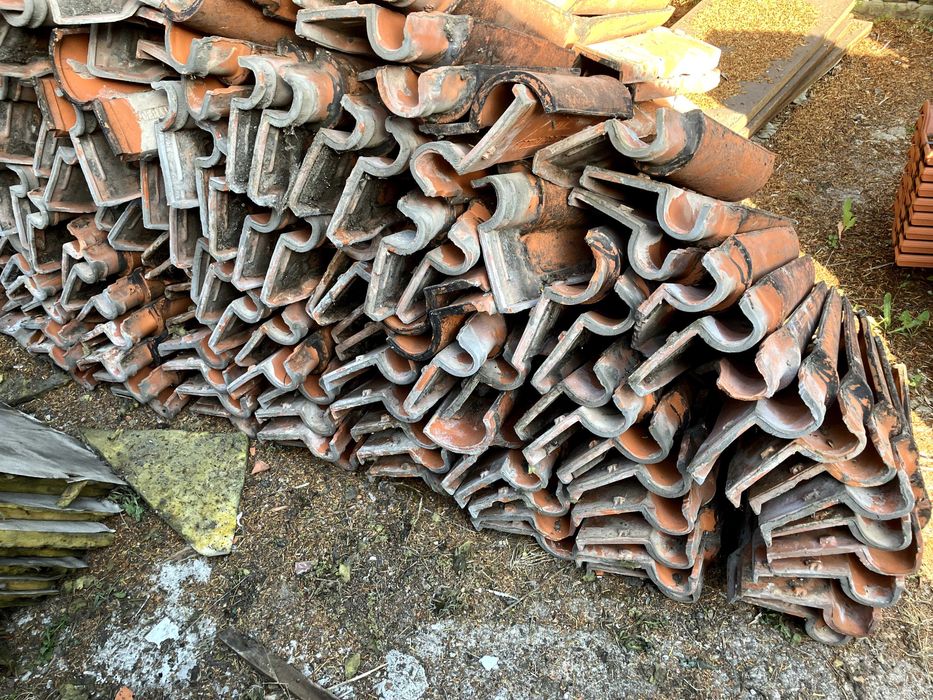 Telha lusa em boas condições, bom preço €0,50