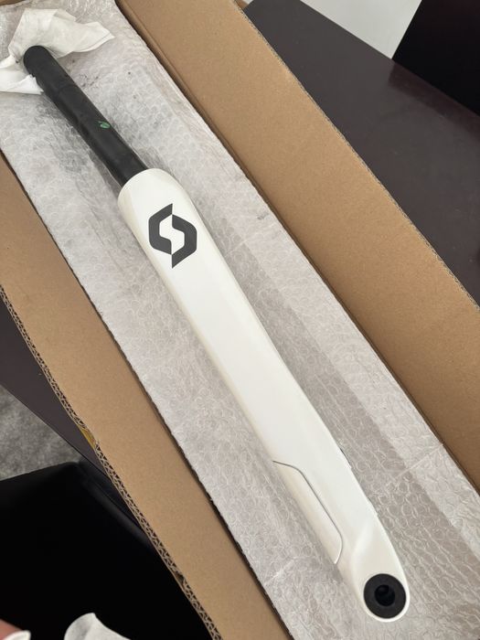 Forqueta Scott Addict rc10 2023