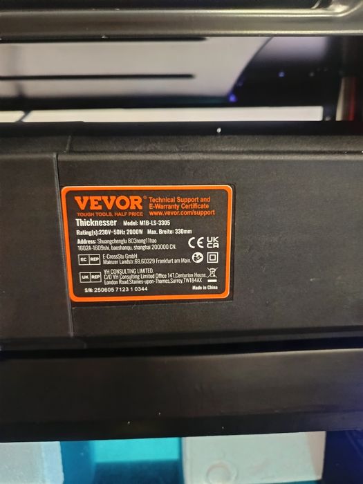 Plainadora de Bancada para Madeira