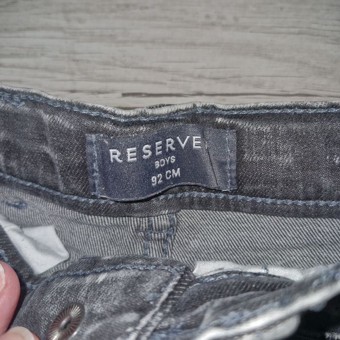Dwie pary spodni Reserved rozmiar 92