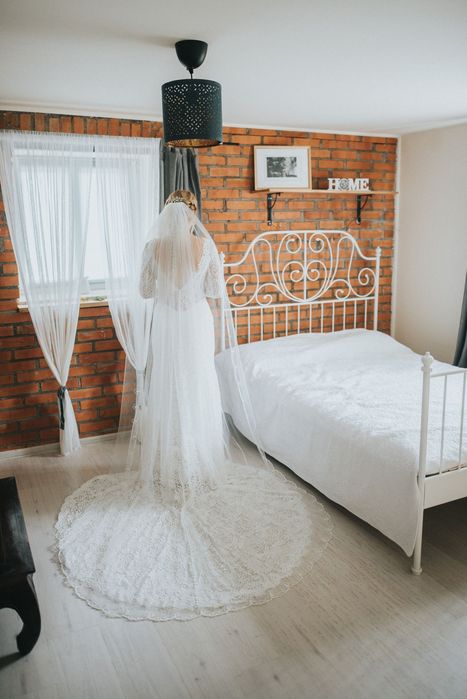 Suknia ślubna koronkowa boho sincerity