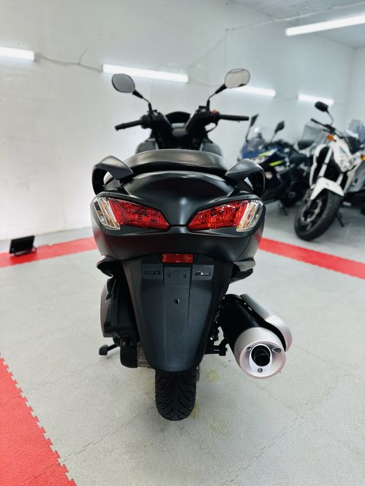 скутер Suzuki Burgman 200 в оригіналі тільки з Японії є доставка