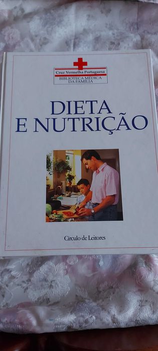 Enciclopédia Médica da Cruz Vermelha. Vendo pela melhor oferta