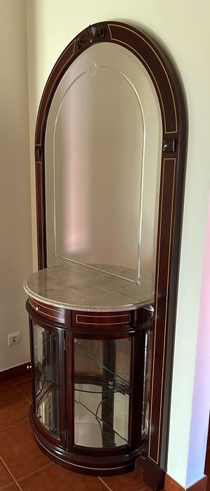 Armários com arrumação e de decoração