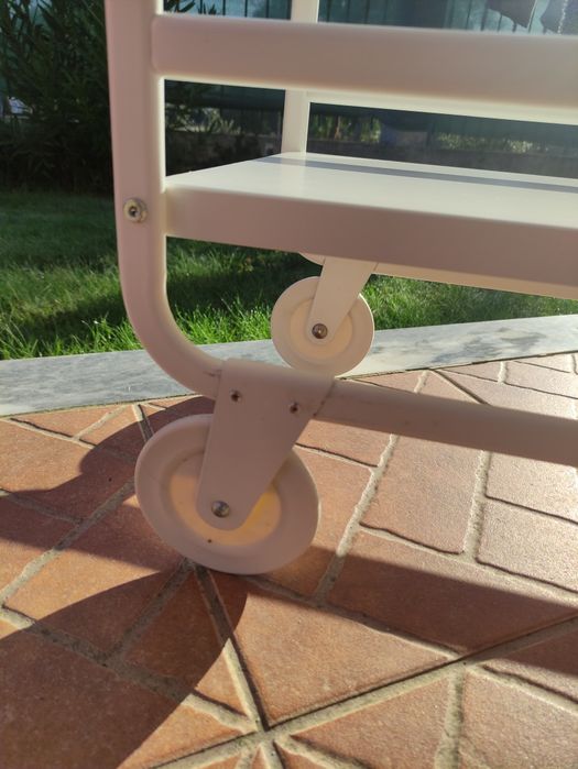 Carrinho de apoio IKEA