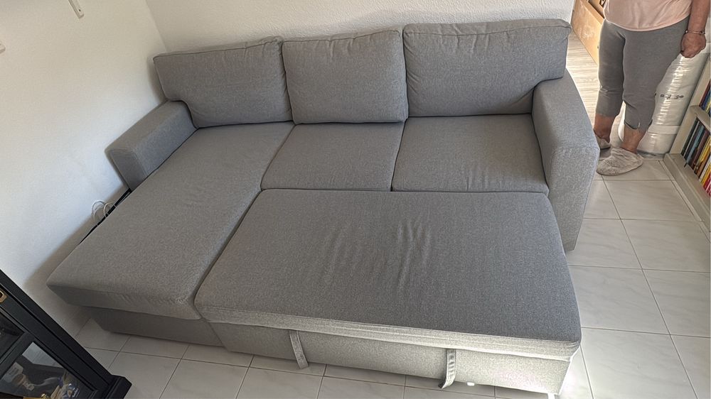 Sofa cama com chaise loungue
