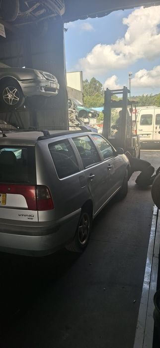 Seat Cordoba Vario 6k2 1.4i 16v
Ref:aua