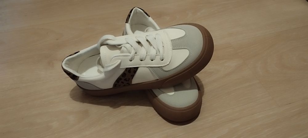 Кеди, нові, зручні, стильні